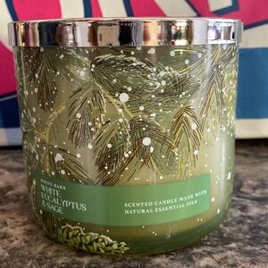 Bath & body Works White Eucalyptus  & Sage 3- wick candles